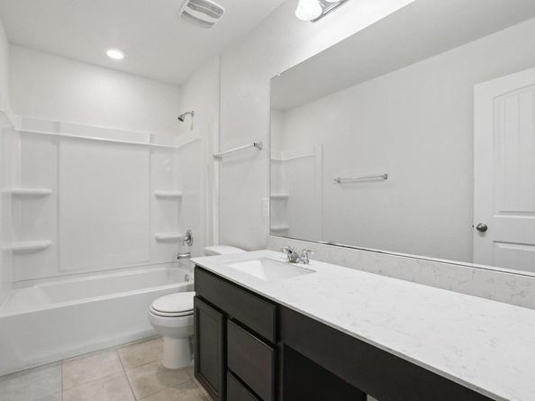1249 Volente LN, Leander TX 78641
