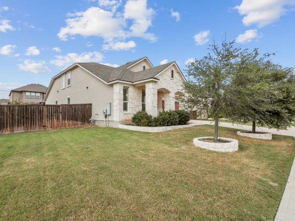 1249 Volente LN, Leander TX 78641