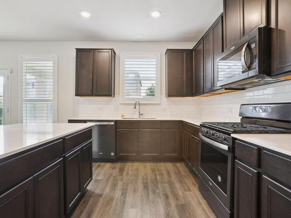 1249 Volente LN, Leander TX 78641