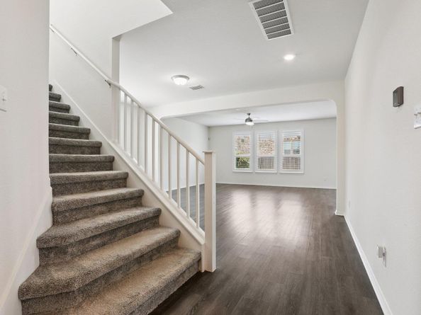 1249 Volente LN, Leander TX 78641