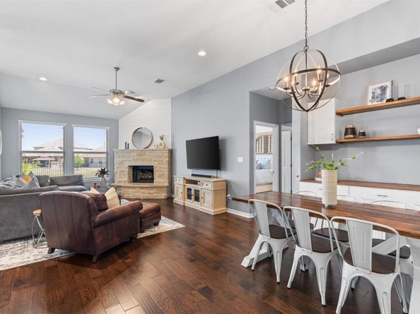 304 Miracle Rose WAY, Liberty Hill TX 78642