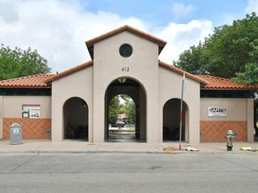 2000 E 8th ST, Austin TX 78702