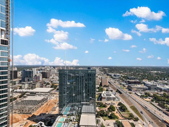 610 Davis ST 4005, Austin TX 78701
