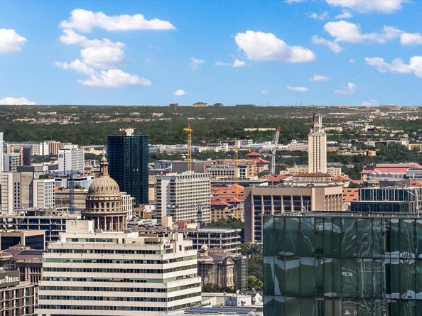 610 Davis ST 4005, Austin TX 78701