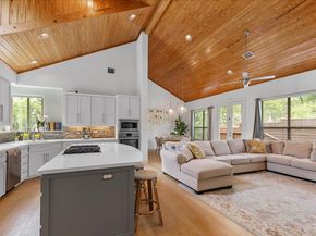 2206 W 11th ST, Austin TX 78703