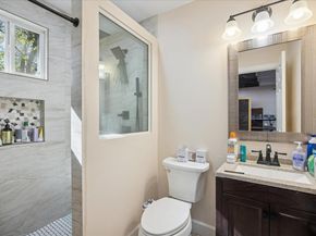 907 E 53rd ST, Austin TX 78751