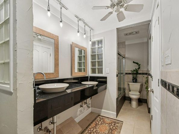 138 World Of Tennis SQ, Lakeway TX 78738