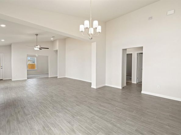 134 Arena DR, Liberty Hill TX 78642