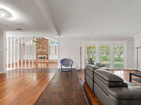 8702 Balcones Club DR, Austin TX 78750