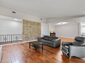 8702 Balcones Club DR, Austin TX 78750