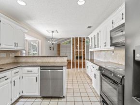 8702 Balcones Club DR, Austin TX 78750