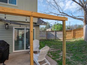 2001 Iroquois LN, Austin TX 78741