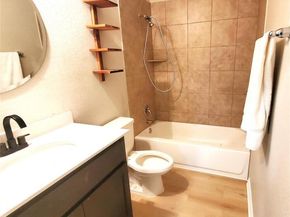 101 Prosecco PATH, Leander TX 78641