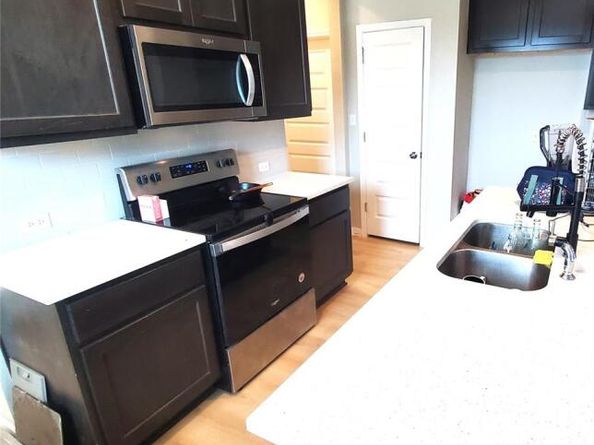 101 Prosecco PATH, Leander TX 78641