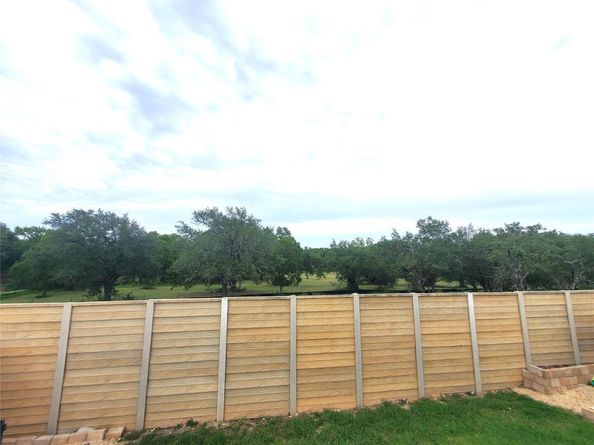 101 Prosecco PATH, Leander TX 78641