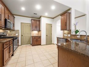 8608 Alophia DR, Austin TX 78739