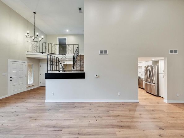 8111 Middle CT, Austin TX 78759