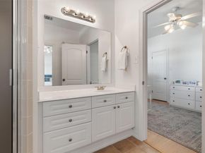 1701 Spyglass DR 11, Austin TX 78746