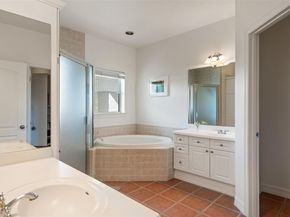 1701 Spyglass DR 11, Austin TX 78746