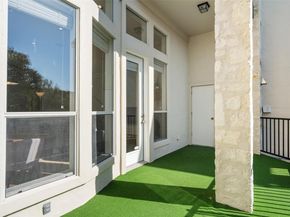1701 Spyglass DR 11, Austin TX 78746