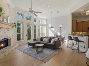 1701 Spyglass DR 11, Austin TX 78746