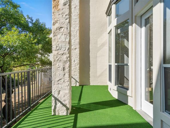 1701 Spyglass DR 11, Austin TX 78746