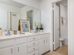 504 Ridgecrest RD, Georgetown TX 78628