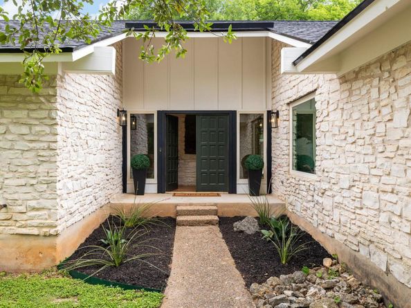 504 Ridgecrest RD, Georgetown TX 78628