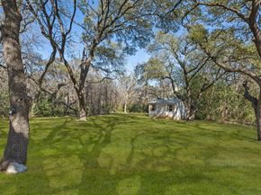 6105 Oakclaire DR, Austin TX 78735