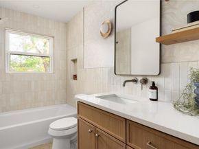 5504 Mapleleaf DR, Austin TX 78723