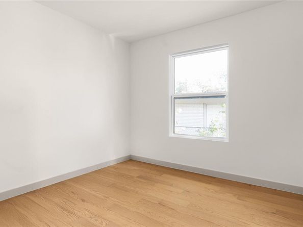 5504 Mapleleaf DR, Austin TX 78723