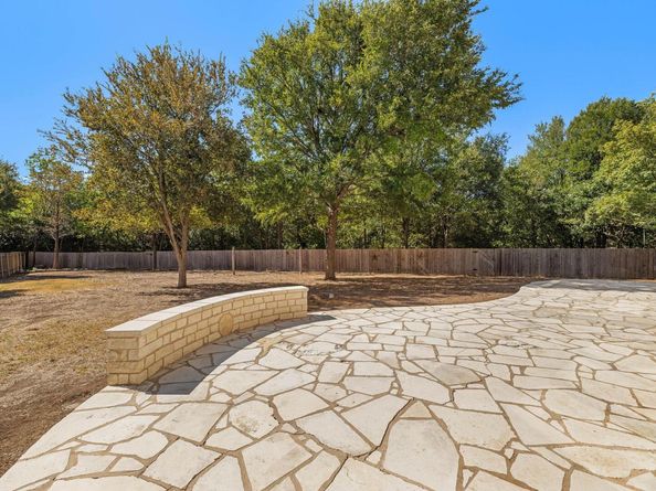 2231 Falkirk DR, Round Rock TX 78681