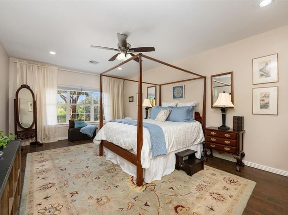 914 Challenger, Lakeway TX 78734
