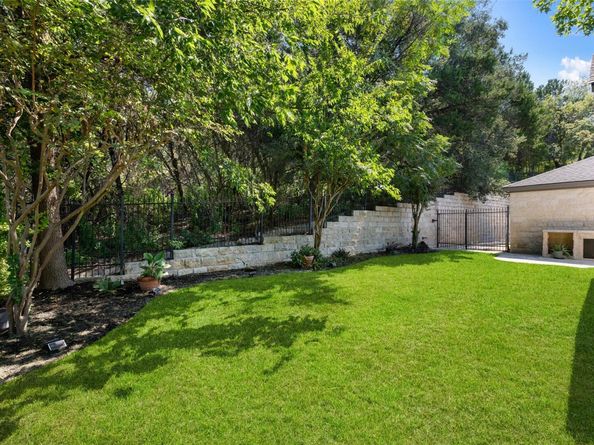 914 Challenger, Lakeway TX 78734