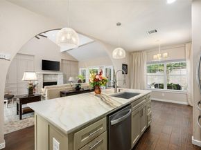 914 Challenger, Lakeway TX 78734