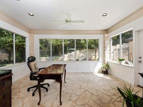 914 Challenger, Lakeway TX 78734