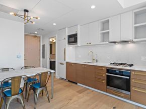 70 Rainey ST 1303, Austin TX 78701