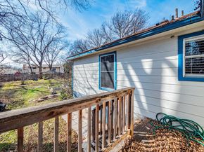 909 W Rundberg LN, Austin TX 78758