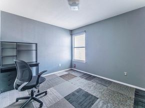 909 W Rundberg LN, Austin TX 78758