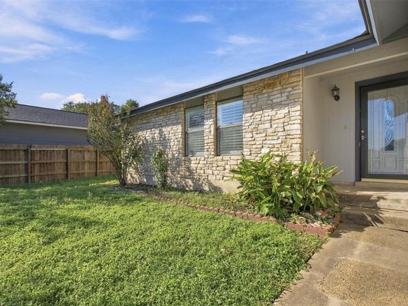 906 Spring Tree ST, Round Rock TX 78681