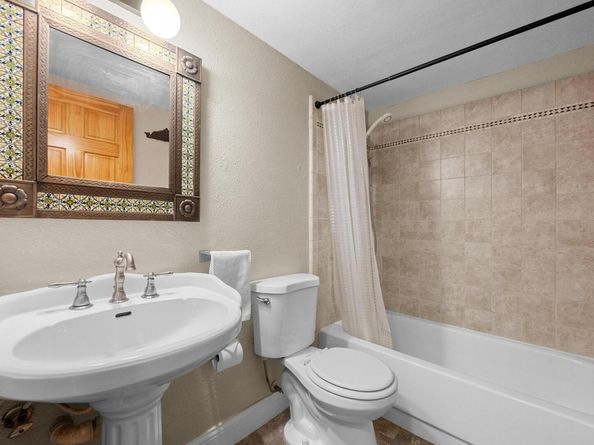 6110 Gardenridge HOLW, Austin TX 78750