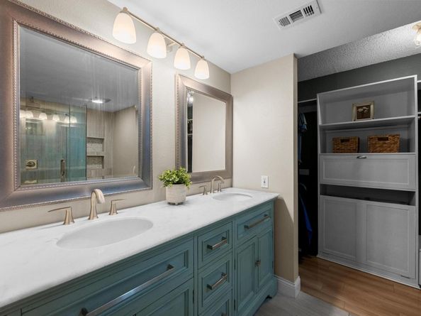 6110 Gardenridge HOLW, Austin TX 78750