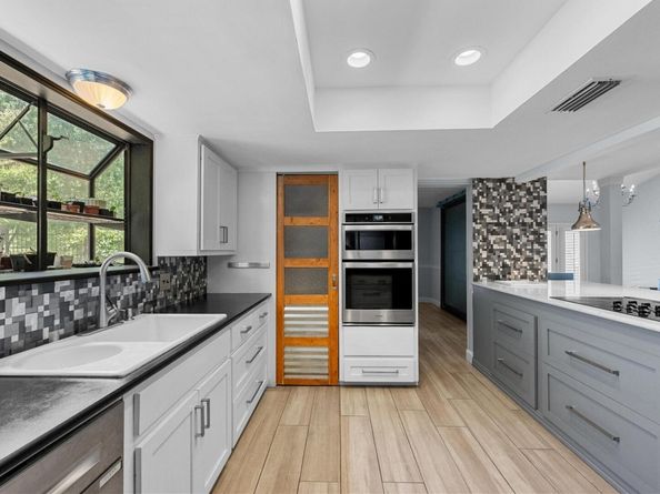 6110 Gardenridge HOLW, Austin TX 78750