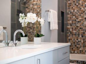 107 W Johanna ST B, Austin TX 78704