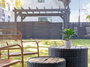 107 W Johanna ST B, Austin TX 78704