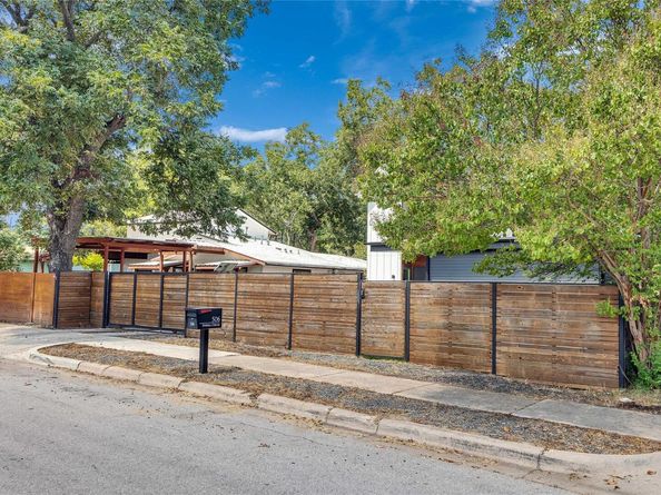 506 Powell CIR, Austin TX 78704
