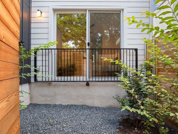 3100 S 5th ST 1, Austin TX 78704