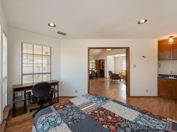 1822 Rowe LOOP, Pflugerville TX 78660