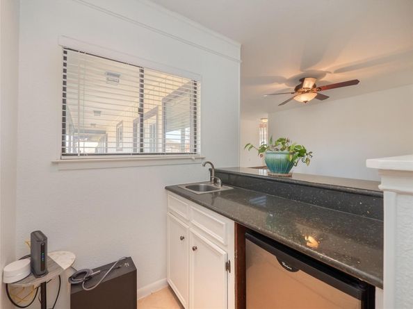 1822 Rowe LOOP, Pflugerville TX 78660
