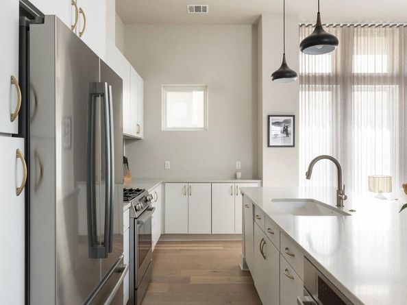 2300 Enfield RD 303, Austin TX 78703